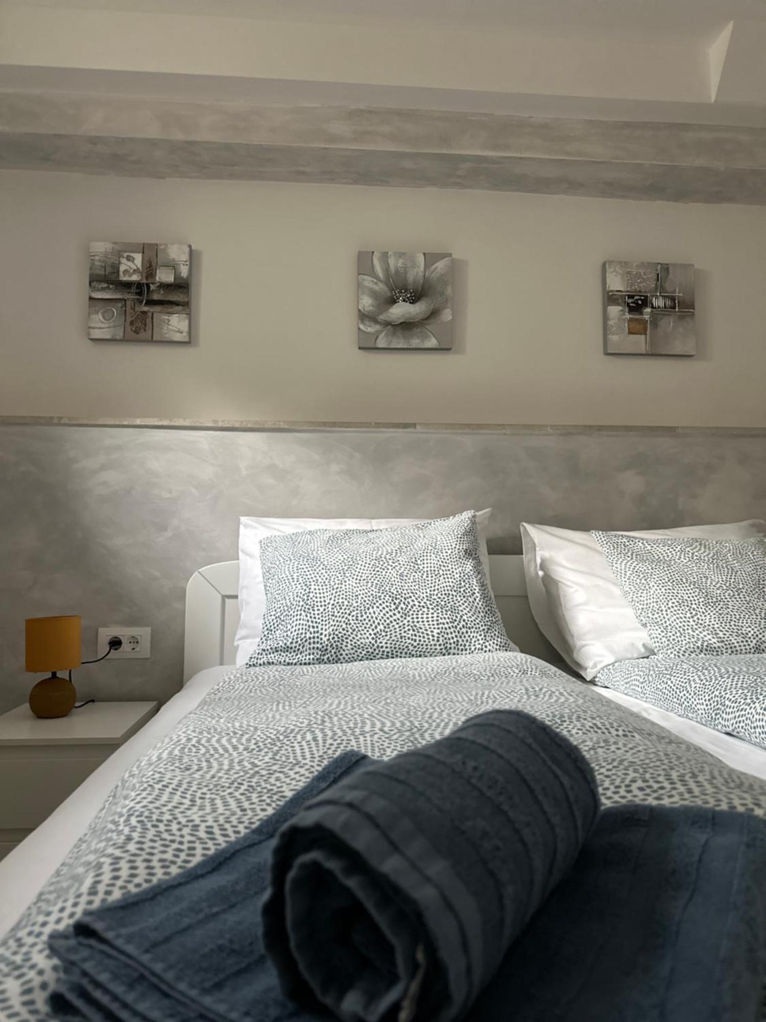 Apartment Bilic พูลา ภายนอก รูปภาพ