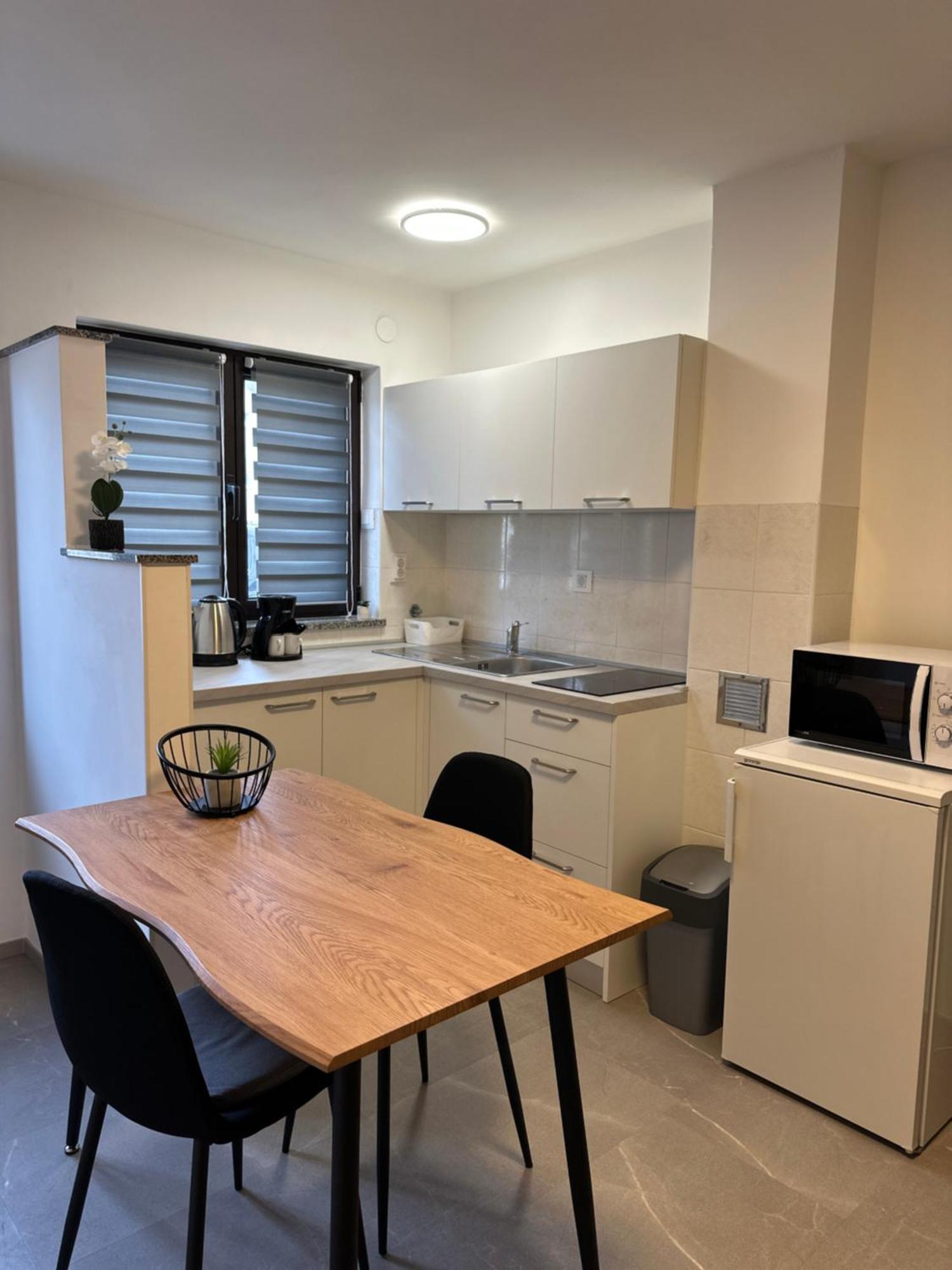 Apartment Bilic พูลา ภายนอก รูปภาพ